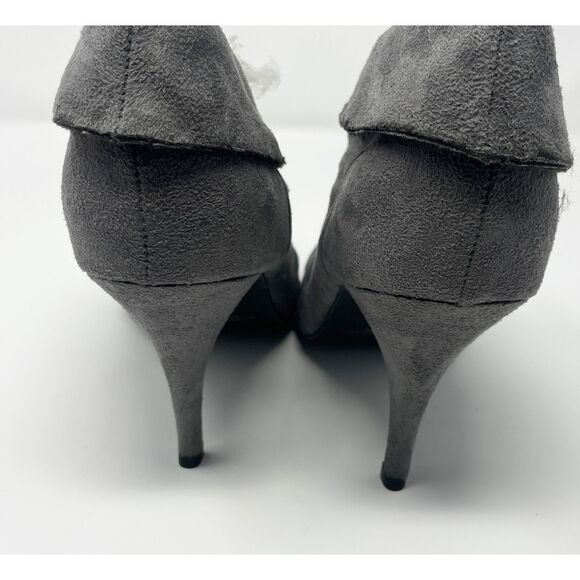 Urban Outfitter Paprika RETRO 80s GRAY Cuff ANKLE Pull On Heeled Booties 10 - Picture 9 of 11